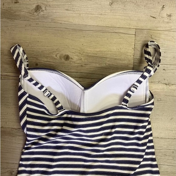 NIPTUCK SWIM One Piece Cups Adjustable Straps Blue White Stripe Lined Size 12 - Picture 6 of 10